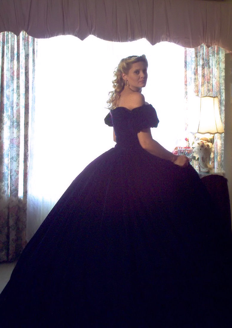 scarlett o'hara velvet portrait gown ball gown